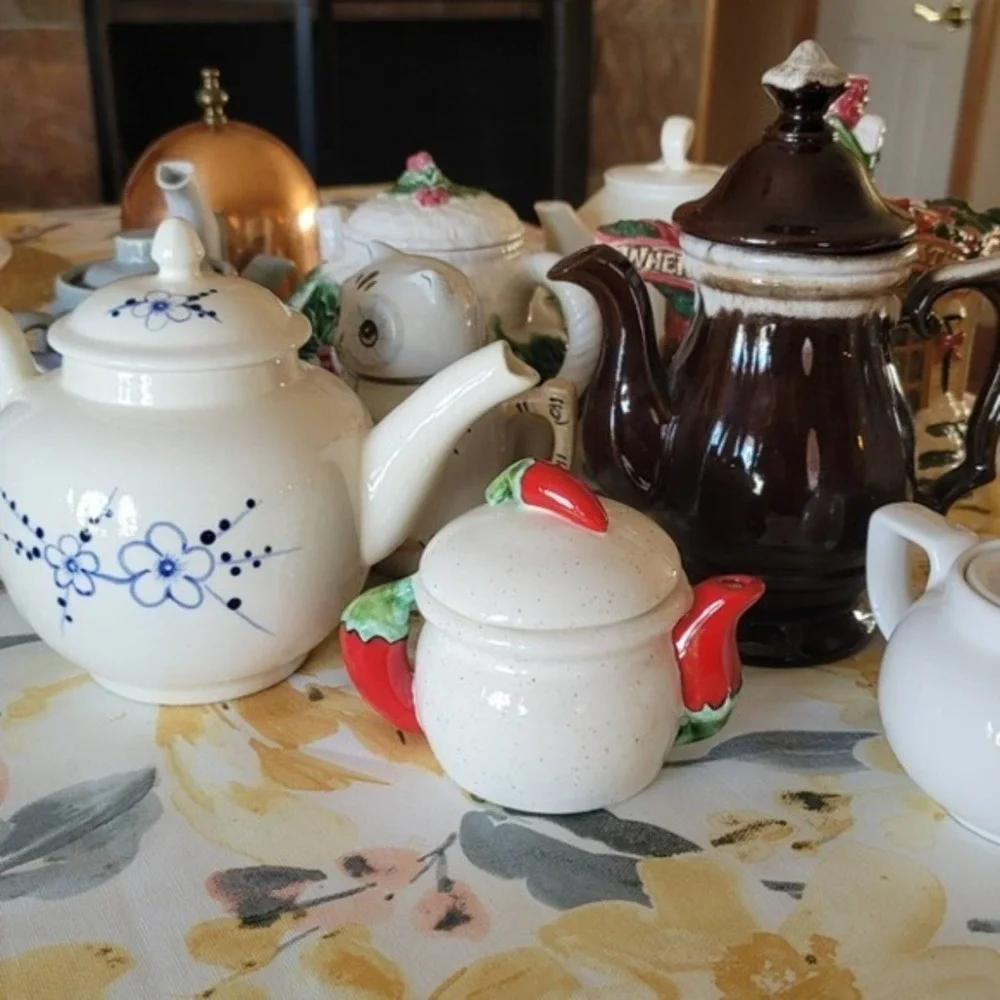 N/A quirky collectible